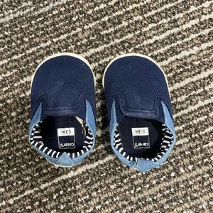 0-3 month baby shoes like new condition